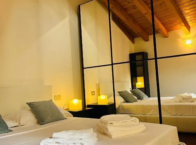 Vittoria Appartement *